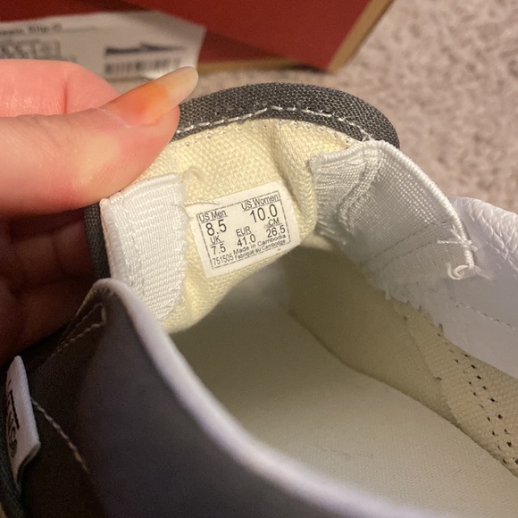 Classic Slip on Vans - Picture 4 of 4